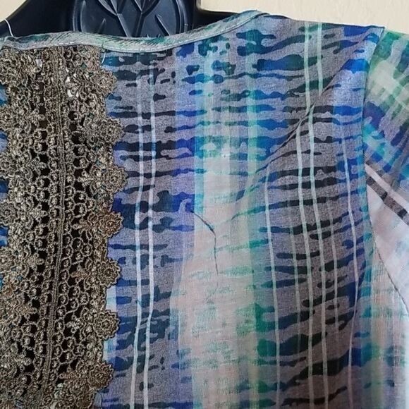 One World Long Sleeve Peacock Top - Picture 6 of 8